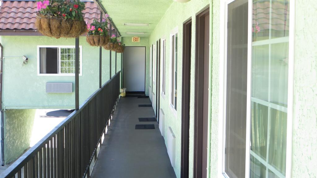 لوس أنجلوس Eagle Rock Motel المظهر الخارجي الصورة